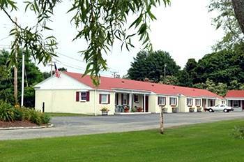 The Bay Willows Inn Middletown Exterior foto